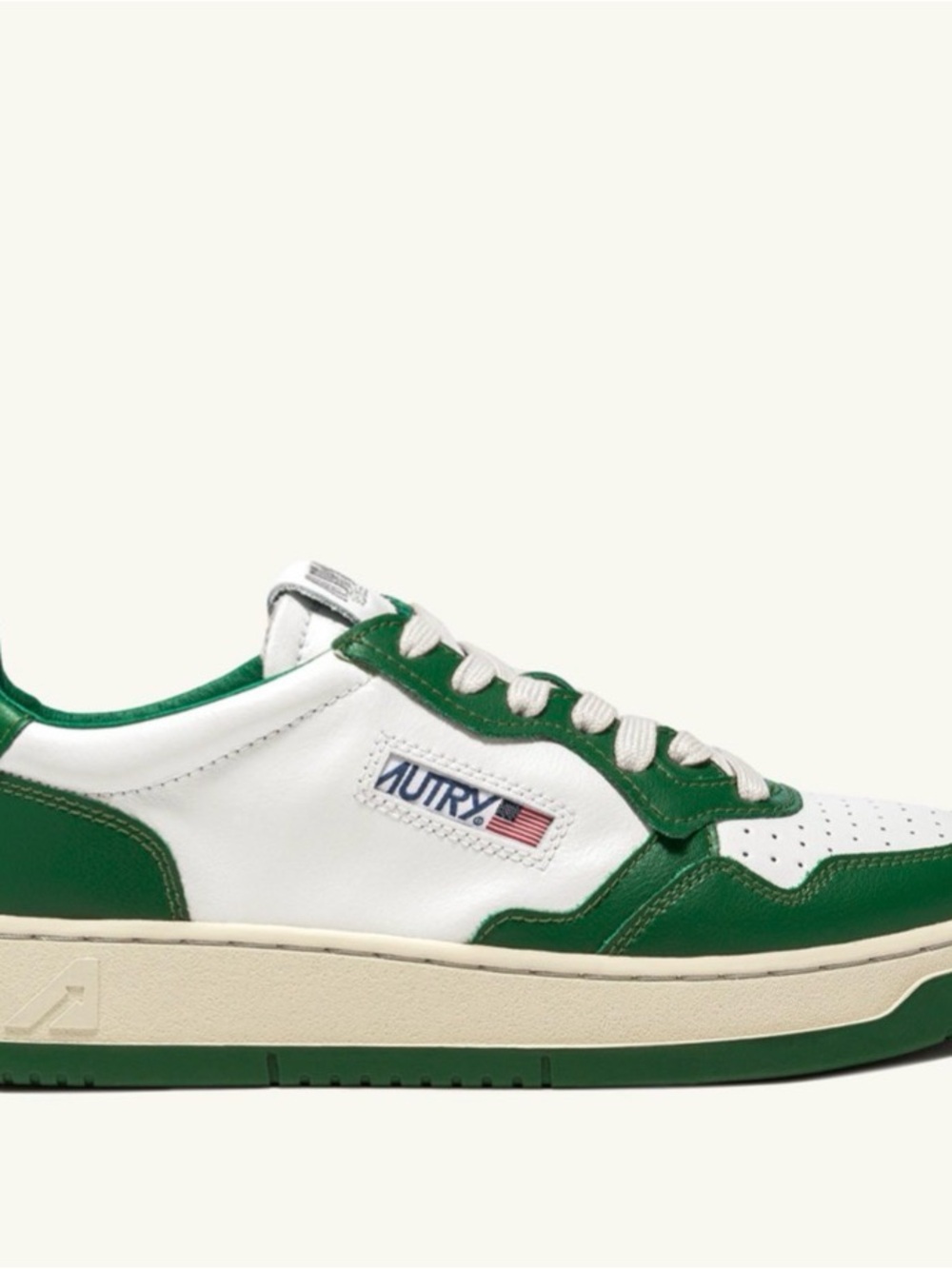 AUTRY SNEAKERS
MEDALIST LOW BICOLOR SNEAKERS IN WHITE AND GREEN LEATHER